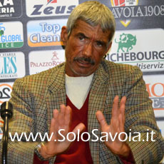 TUTTO FERMO. Maglione non si muove